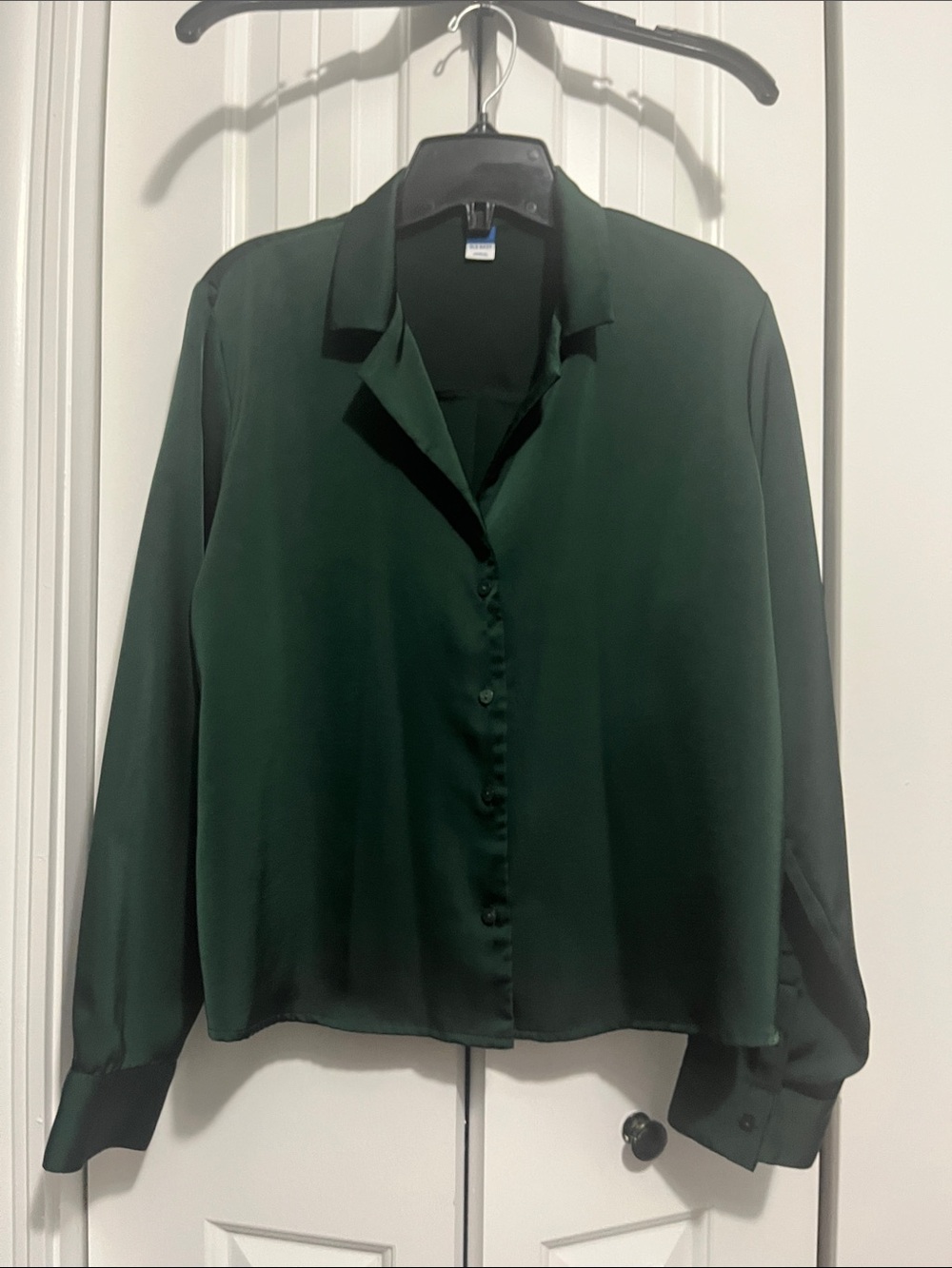 Old Navy Dark Green Satin Cropped Button-Down Shirt